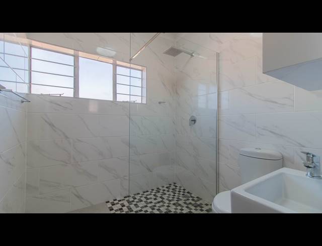 3 BEDROOM APARTMENT FOR SALE IN BEDFORD GARDENS
